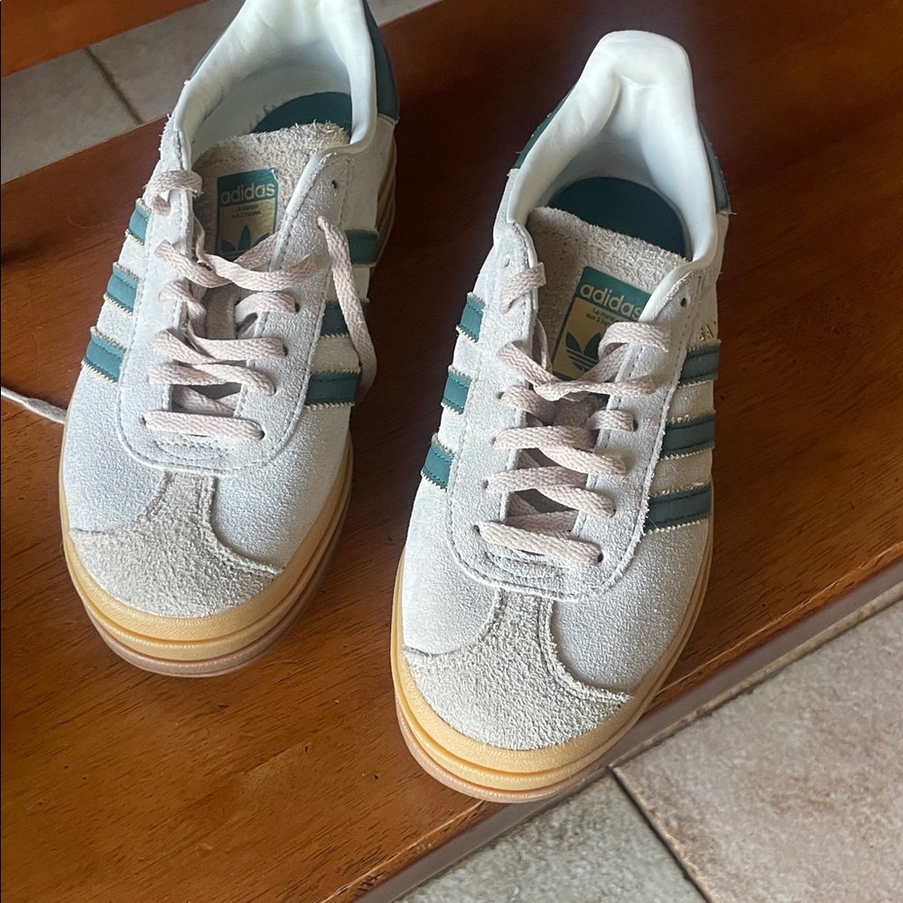 Adidas Cream and Teal Sneakers